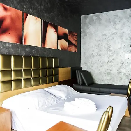 Balarte Μόντικα