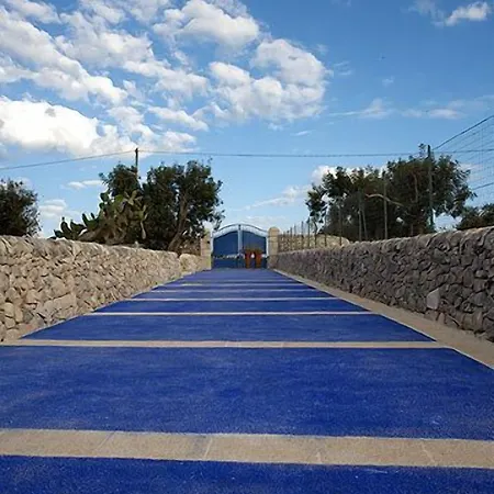 Balarte מלון